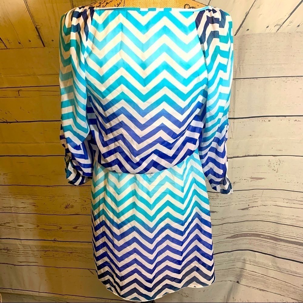 Speechless Chevron Dress Size Small - Picture 6 of 7